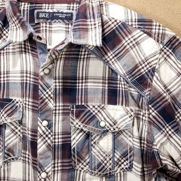 BKE Standard  FIT Men's Plaid long sleeve collared M - Picture 2 of 10